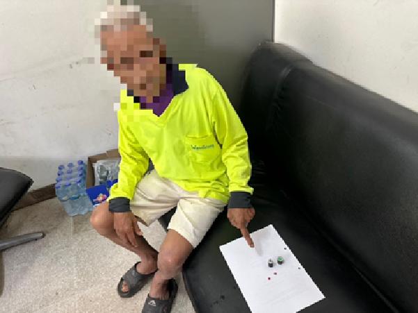 ชุดสืบสวน สภ.บ้านกุ่ม ร่วมกันจับผู้ต้องหาคดียาเสพติดให้โทษ